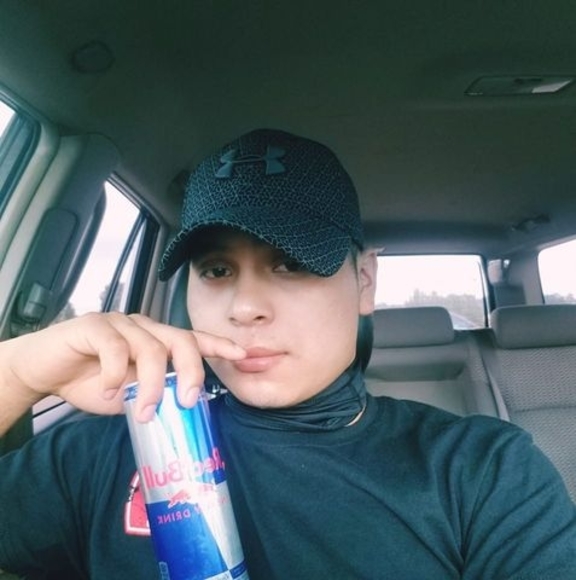 Meet your Posher, Sebastián - Picture 1 of 1